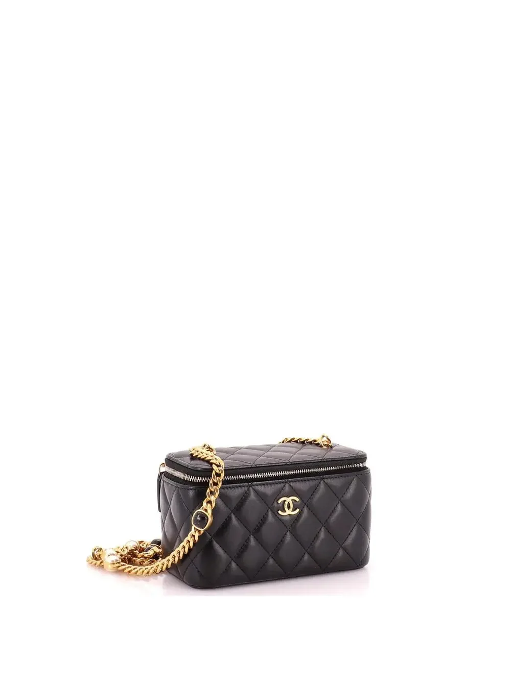 CHANEL elevate your